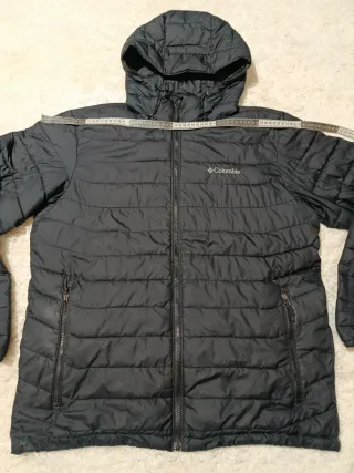 Piumino Columbia nero con cappuccio