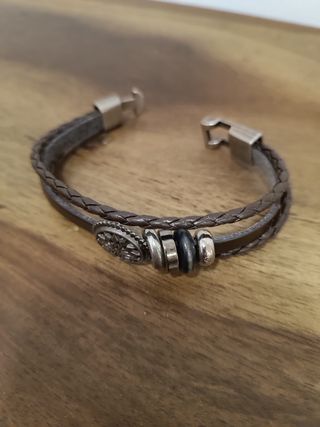 Pulsera cuero trenzado con abalorios