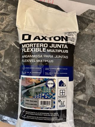 Azulejo porcelánico efecto piedra basalto 40x60cm