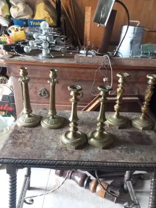 2 Relojes de Mesa Dorados