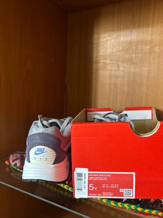 Zapatillas Nike Air Max Gris y Blanco Nuevas