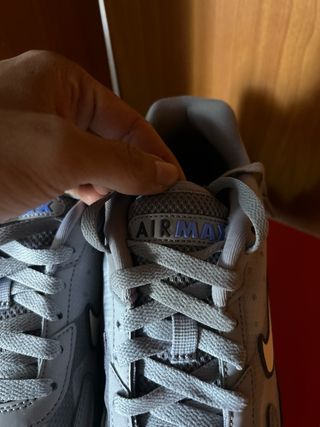 Zapatillas Nike Air Max Gris y Blanco Nuevas