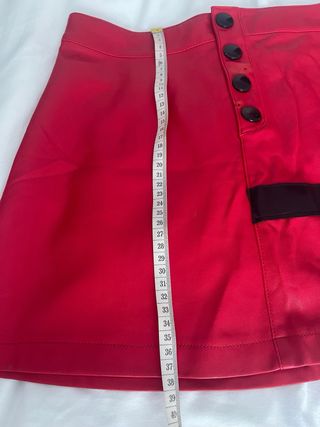 Falda corta Mango roja