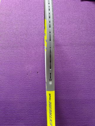 Raqueta de Tenis HEAD (sin estrenar y encordada)