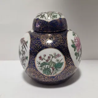 Vaso cinese in ceramica dipinta e smaltata