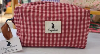 Neceser cubo acolchado de Vichy burdeos