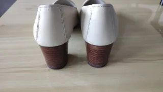 Zapatos Mascaró Beige Elegantes Tacon Madera