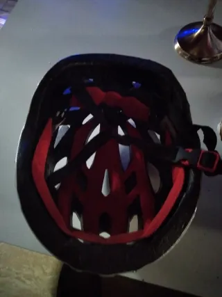 Casco de bicicleta blanco