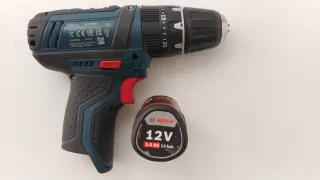 Taladro percutor Bosch 12V + Batería
