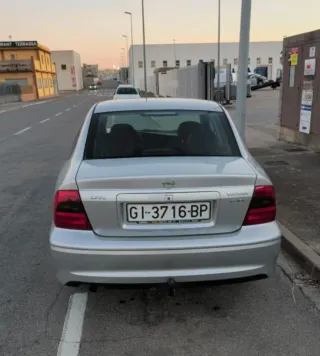 Opel Vectra 2000