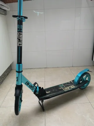 Patinete Empire Scooter 200 Azul