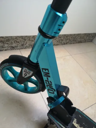 Patinete Empire Scooter 200 Azul
