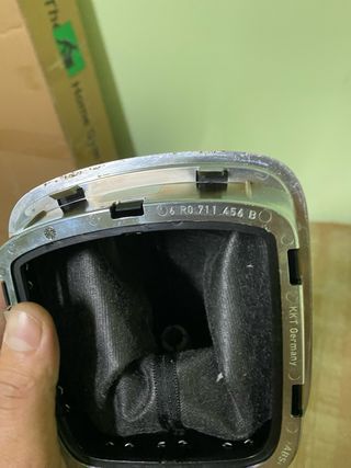 6R0711456B Funda + pomo cambio 5v