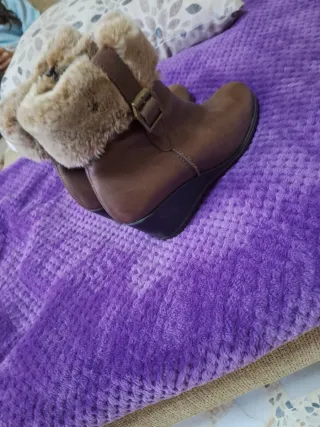 Botines mujer marrones con pelo