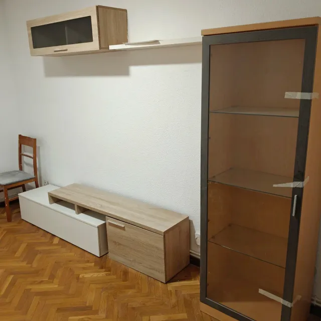 Mueble de salón madera claro