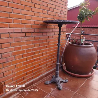 Mesa alta forja y mármol