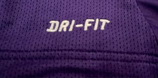 Camiseta Nike Dri-Fit Morada y Verde