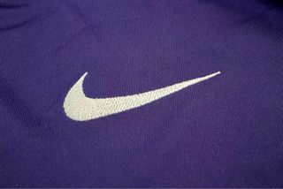 Camiseta Nike Dri-Fit Morada y Verde