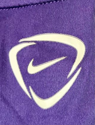 Camiseta Nike Dri-Fit Morada y Verde