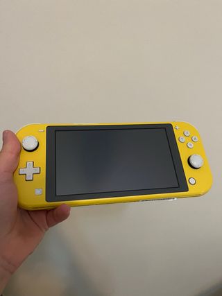 Nintendo Switch Lite Giallo