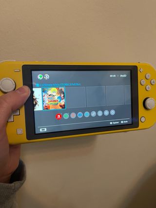 Nintendo Switch Lite Giallo