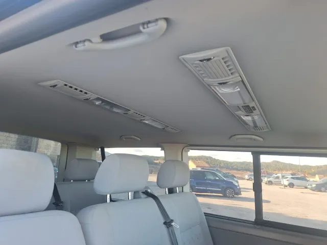 Volkswagen Caravelle 2007