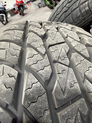 Llantas Jeep Commander/Grand Cherokee