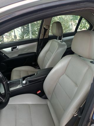 Mercedes-Benz C220 2009