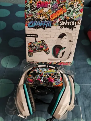 Controller e cuffie Graffiti per Switch