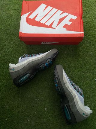 Nike Air Max 95 Gris y Turquesa