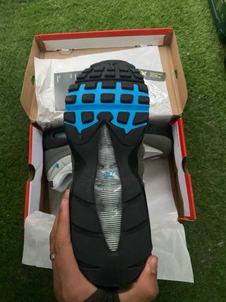 Nike Air Max 95 Gris y Turquesa