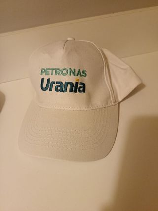 Cappellini grigio e rosa