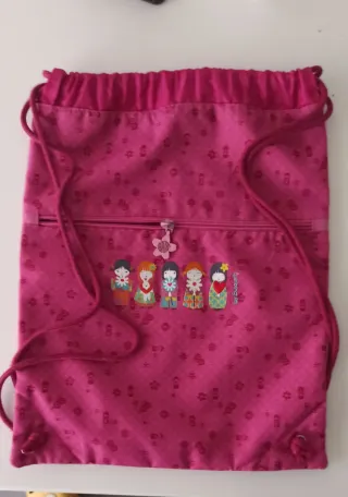 Bolsa Mochila con cordones y estampado