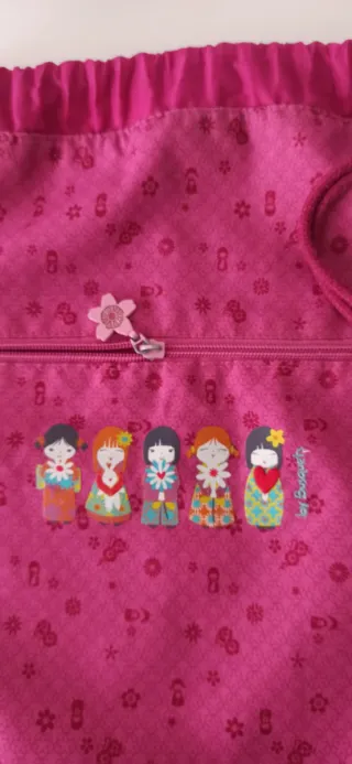 Bolsa Mochila con cordones y estampado