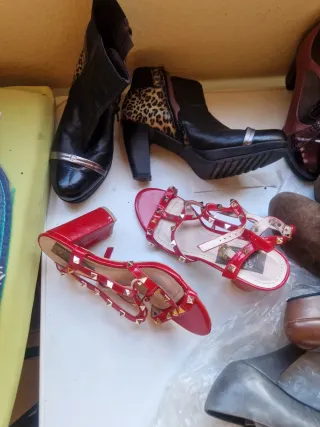 Calzados piel como nuevos tallas 36,37, y 1 de 38