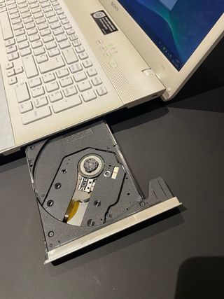 Portátil Sony VAIO 17 pulgadas