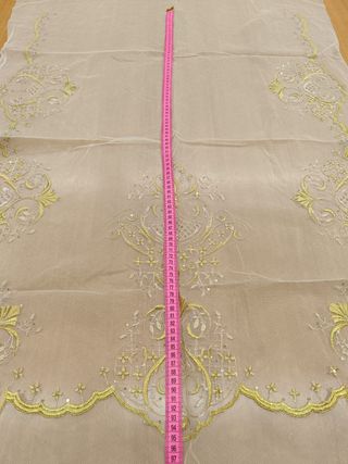 Delantal fallera tul bordado oro sin lentej. 95cm