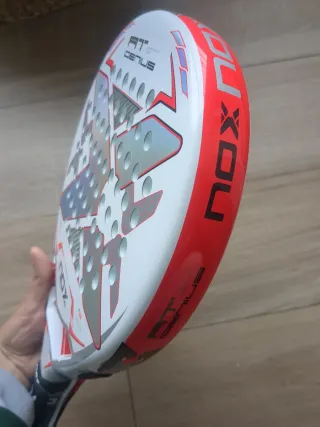 Pala Nox AT10 Pro Cup NUEVA