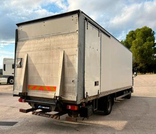 Camion rigido Renault Midlum 220 Dxi 2013