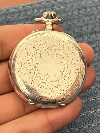 longines de bolsillo en caja de plata J Ombredane