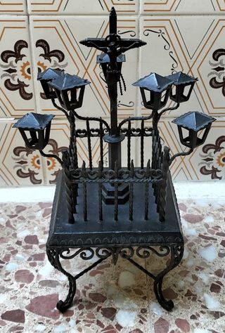 Cristo de los faroles hierro forjado