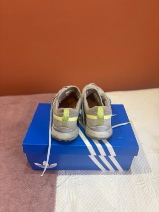 Tenis Nike Trail Grises y Verdes