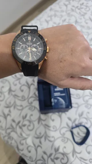 Reloj Festina Cronógrafo Negro y Dorado