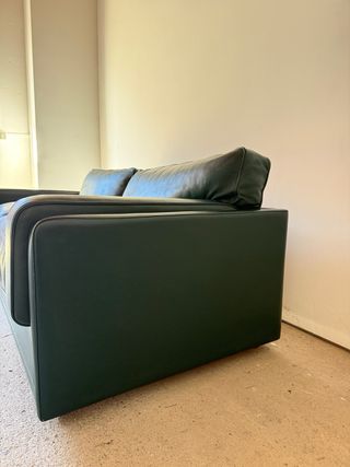 divano in pelle di Poltrona Frau