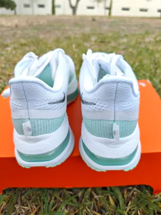 Nike Pegasus Premium Mujer