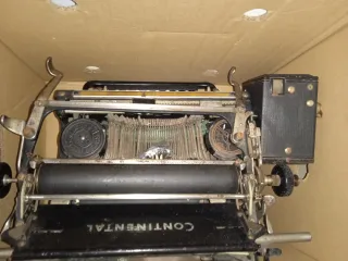 Máquina de escribir Continental