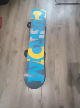 Tabla Snow Burton Custom + Fijaciones Cartel 154 M