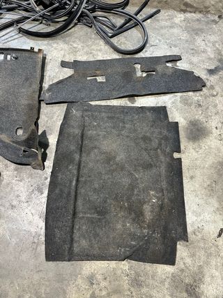 Moqueta y telas maletero Golf 4