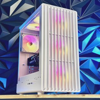 PC Gaming RTX 5060TI 8GB + Ryzen 7 7800X3D