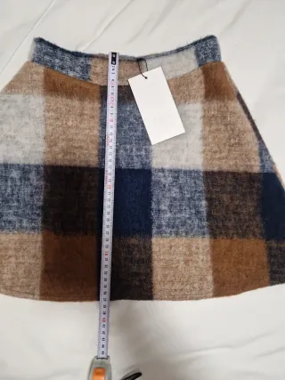 Falda Zara cuadros azul y marrón